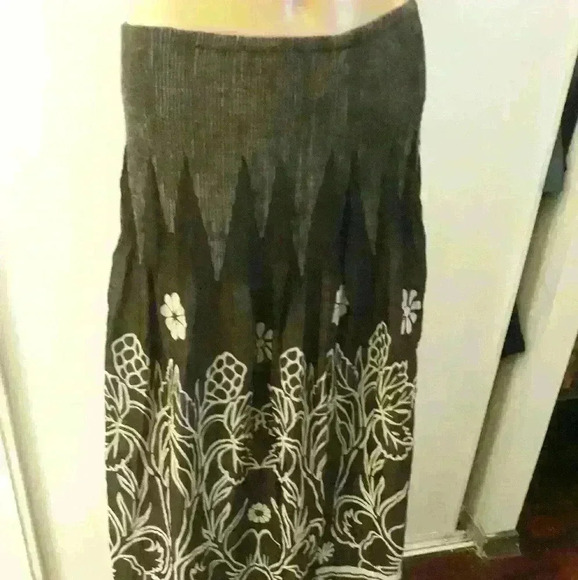 Lapis halter dress or maxi skirt black with  floral design one size - Picture 3 of 5
